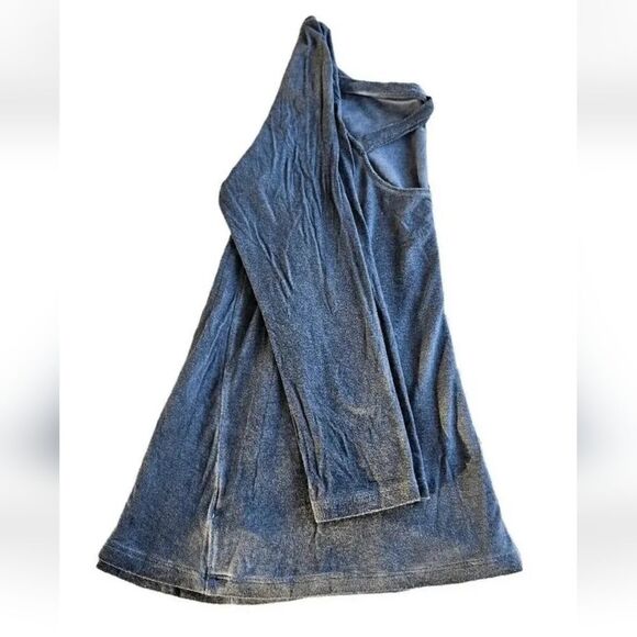 Soft & Sexy AEO T 1977. Viscose long sleeve shirt by American Eagle Outfitters. - Picture 5 of 16